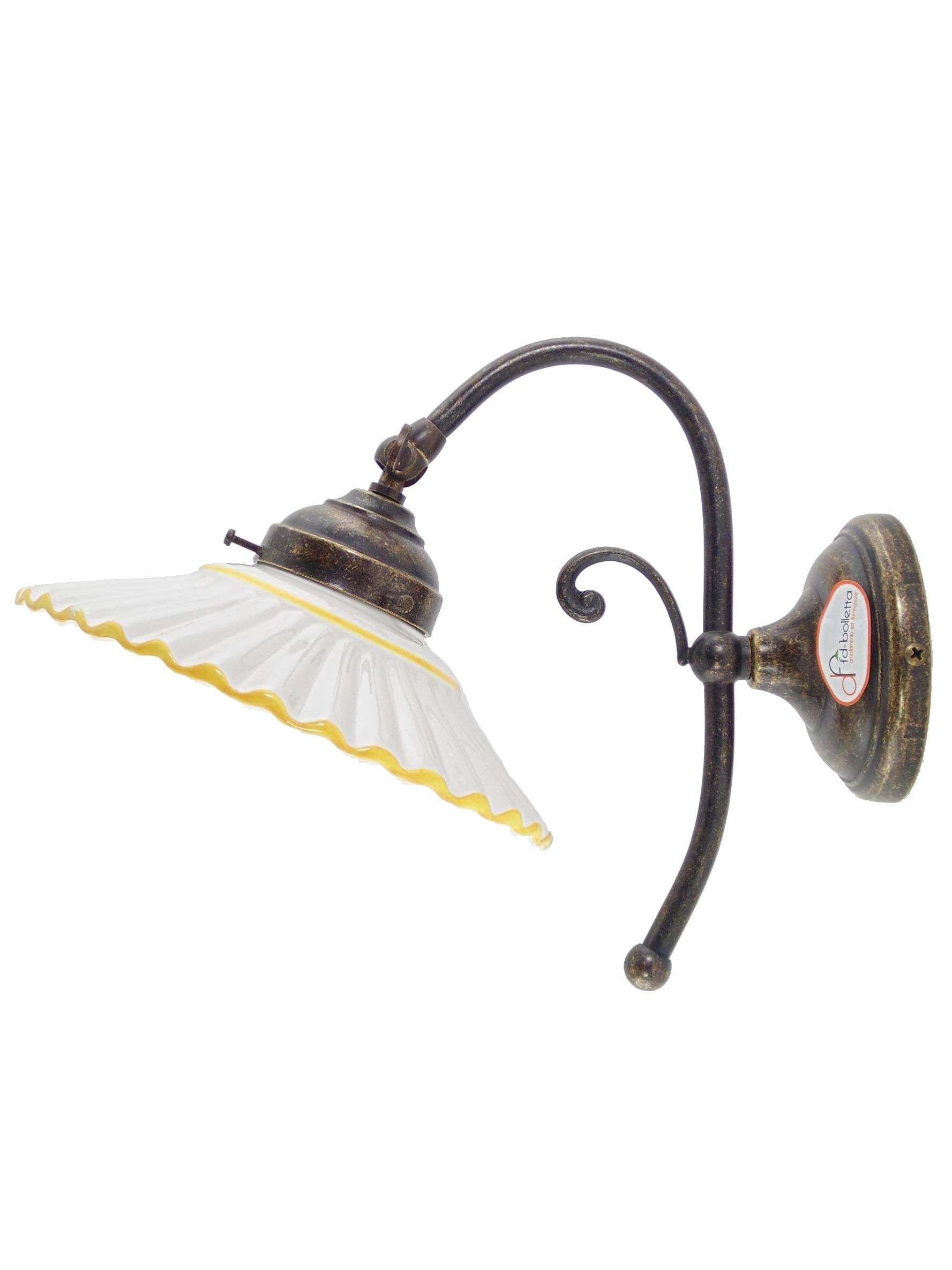 Applique ottone brunito,lampada parete con piatto ceramica bordo giallo ar2.Misure:H 21,5cm,Ø piatto 19cm,sporgenza 29cm,Ø base 9,5cm.Le misure sono con piatto.Portalampade attacco Edison E14