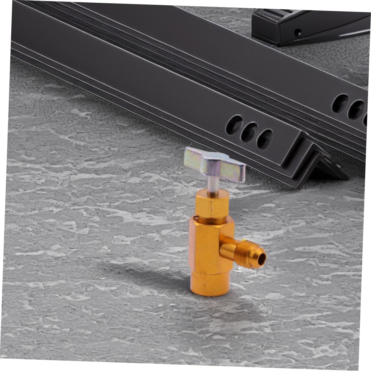 GLEAVI 2pcs Self-Sealing Can Tap Valve Dispenser Tool Bottle Opener Can Tap Valve Charging Tool with 1/2 Threaded Valve