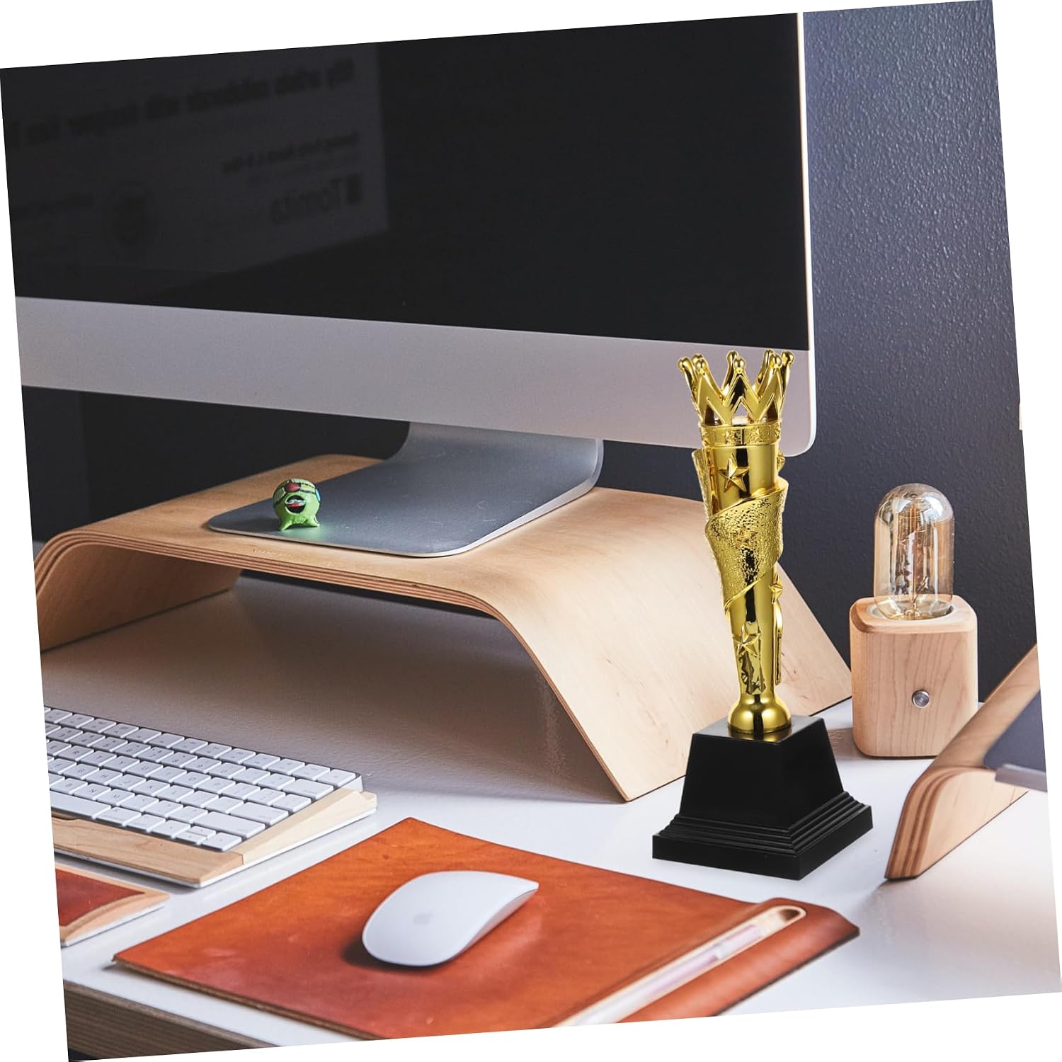 VANZACK Delicate Trophy for Boys and Girls Chic Small Awards for Celebrations School Events and Competitions Creative and Stylish Design for Desktop Decoration and Recognition