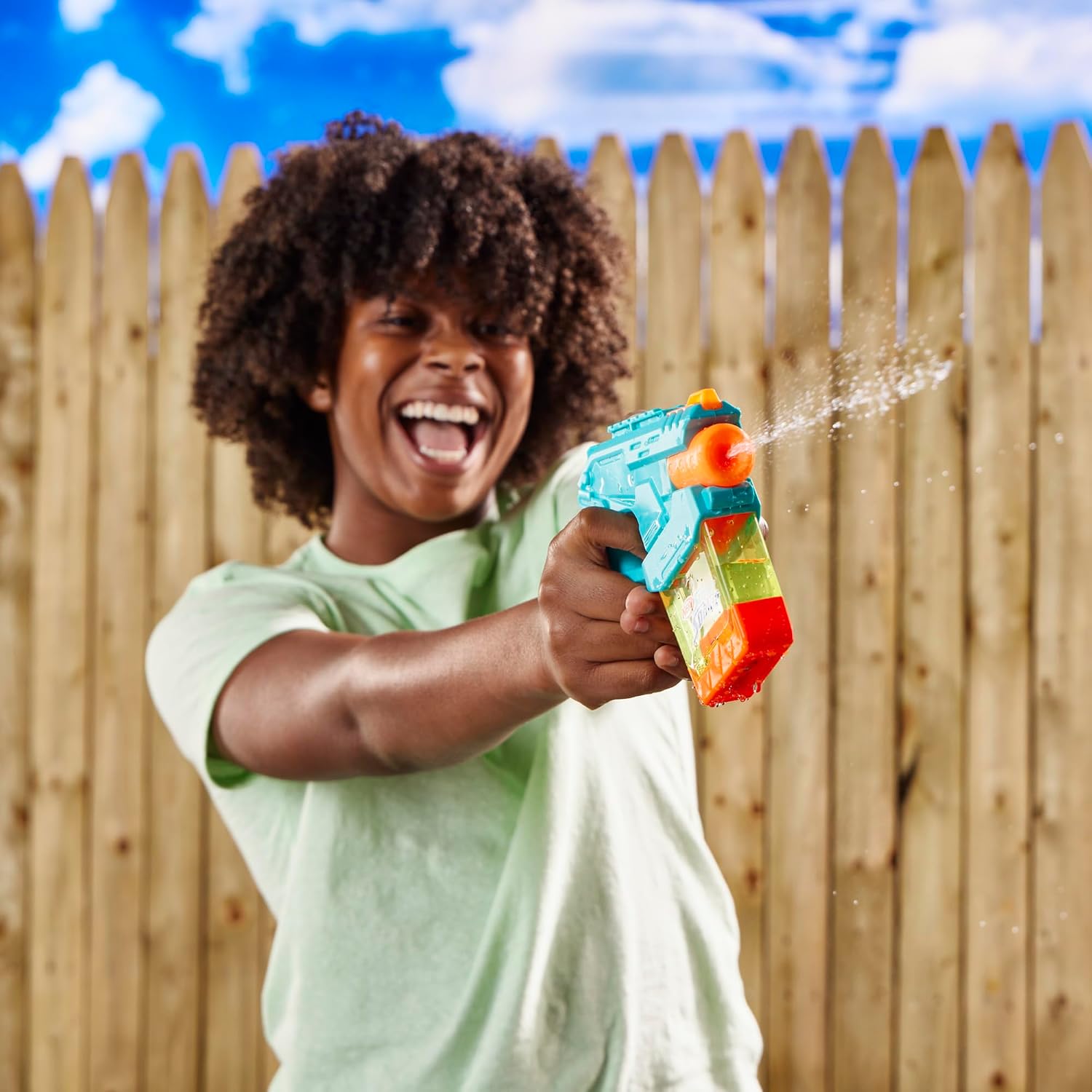 Nerf Super Soaker Mini Dunk-Fill Funpack | 4 Water Blasters | Easy Instant Fill Tanks, Just Dunk & Go | 3.4 Fluid Ounce Tanks | Water Toys for Ages 6+