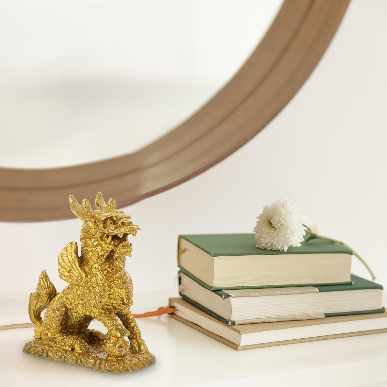 Adorno Kylin de Latón Dorado para Escritorio, Estilo Chino