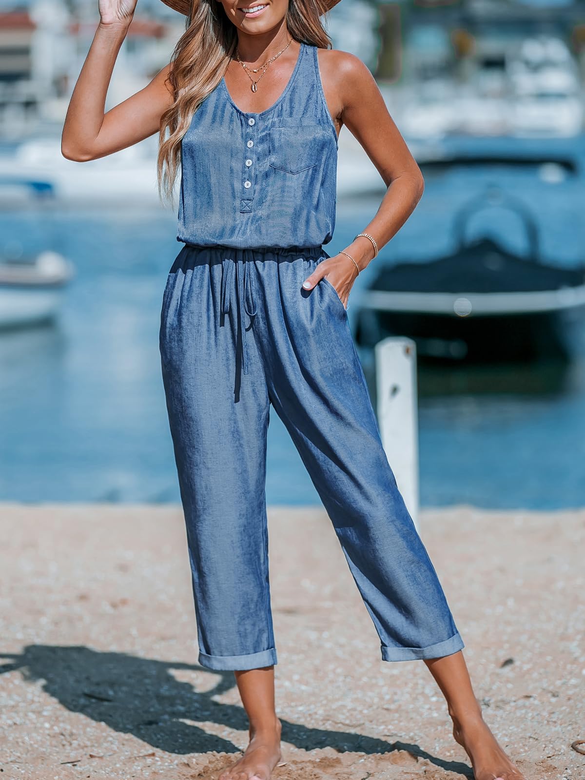 CUPSHE Combinaison pour femme avec col rond sans manches boutonnée à la taille et jambes longues et larges avec poches