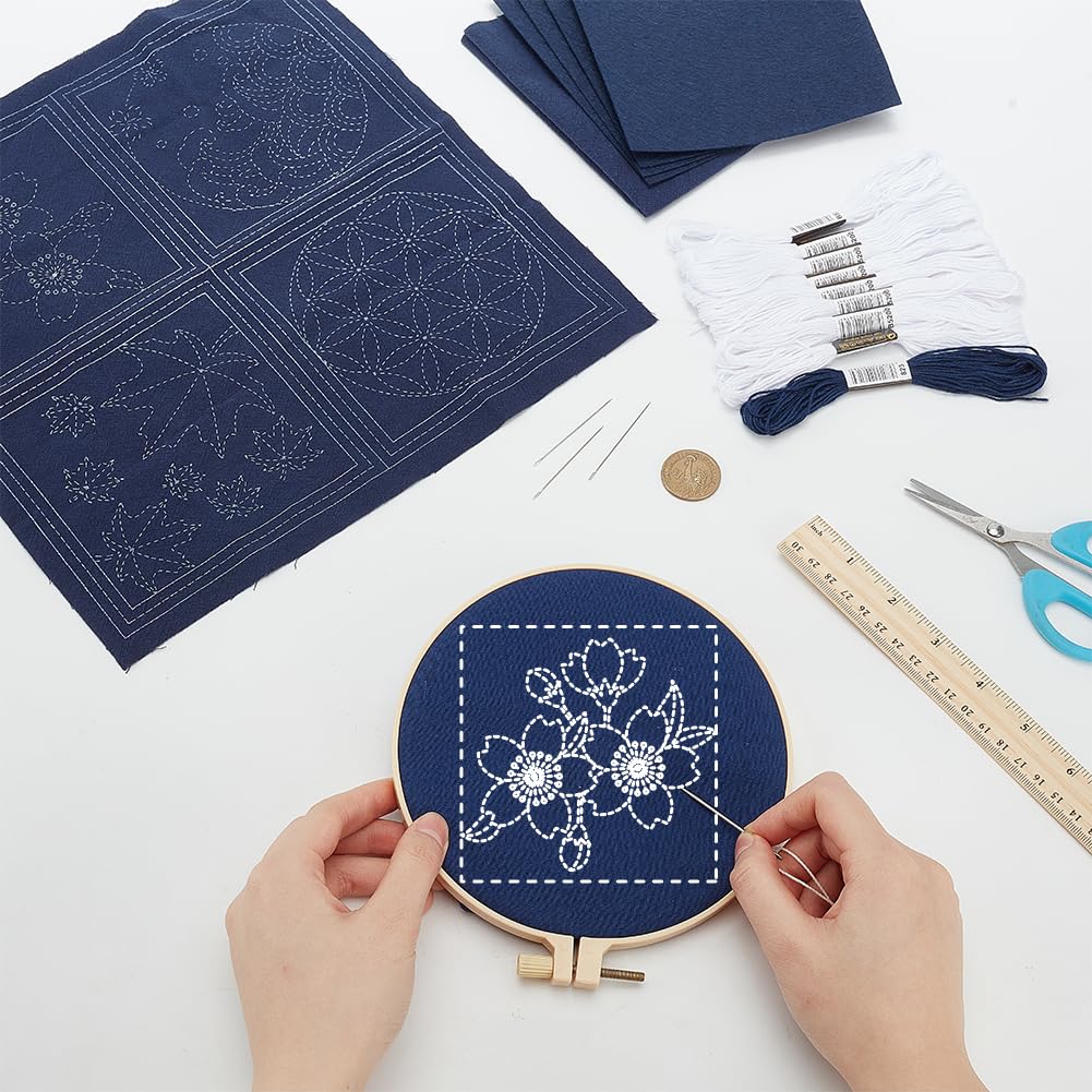 FREEBLOSS 4 Set Sottobicchieri Sashiko Kit fai da te con istruzioni Kit Sashiko per principianti Progetto pratico di Sashiko Kit per il ricamo dell'acero Sottobicchiere di stoffa stampato Sashiko