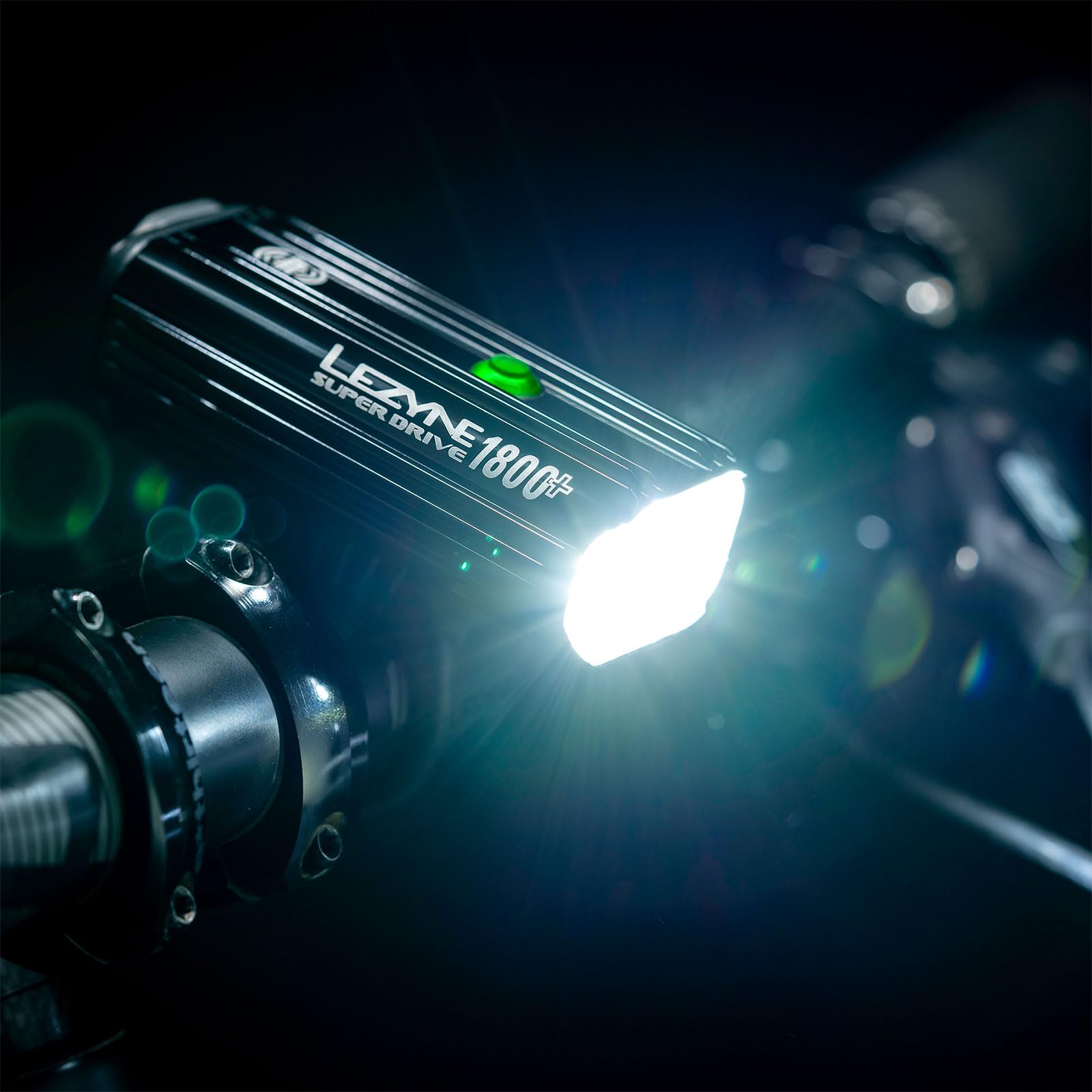 Amazon | Lezyne スーパードライブ 1800+ フロントライト 1800
