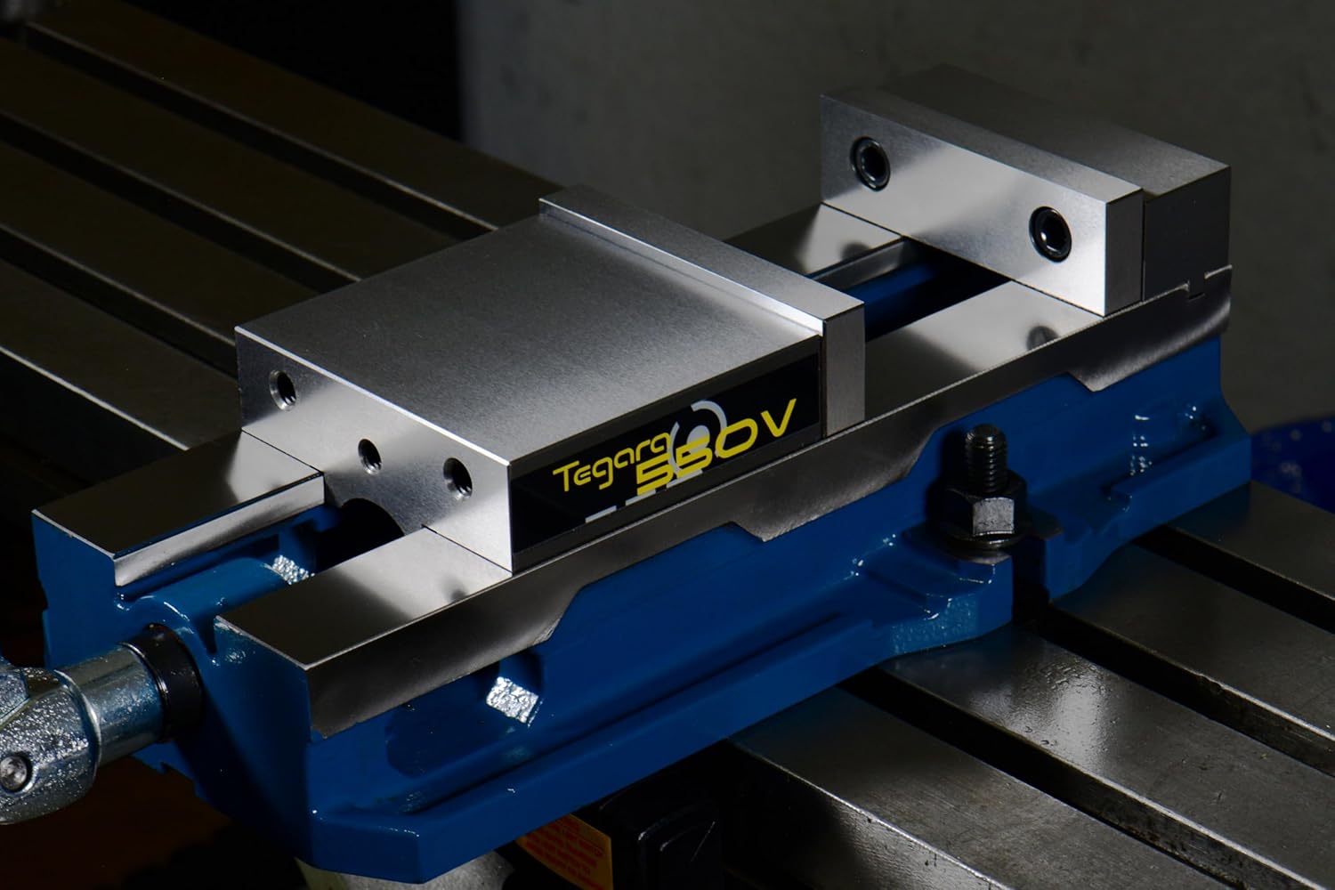Tegara CNC Premium Precision Milling Machine Vise, 5" Jaw Width 550V 202-0992 R[