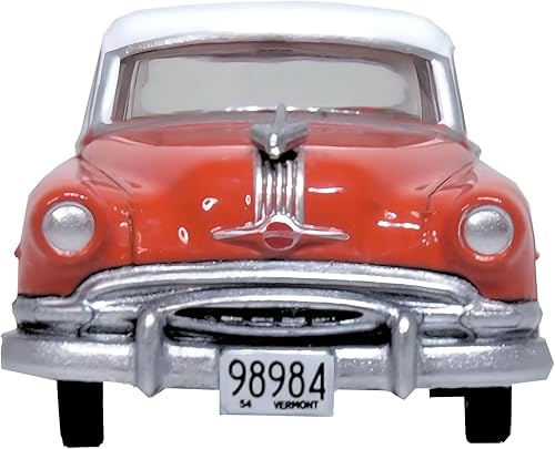 Miniatura 3 de 1954 Pontiac Chieftain 4 puertas rojo coral con tapa blanca de invierno 187 (HO) modelo de coche fundido a presión por Oxford Diecast 87PC54004