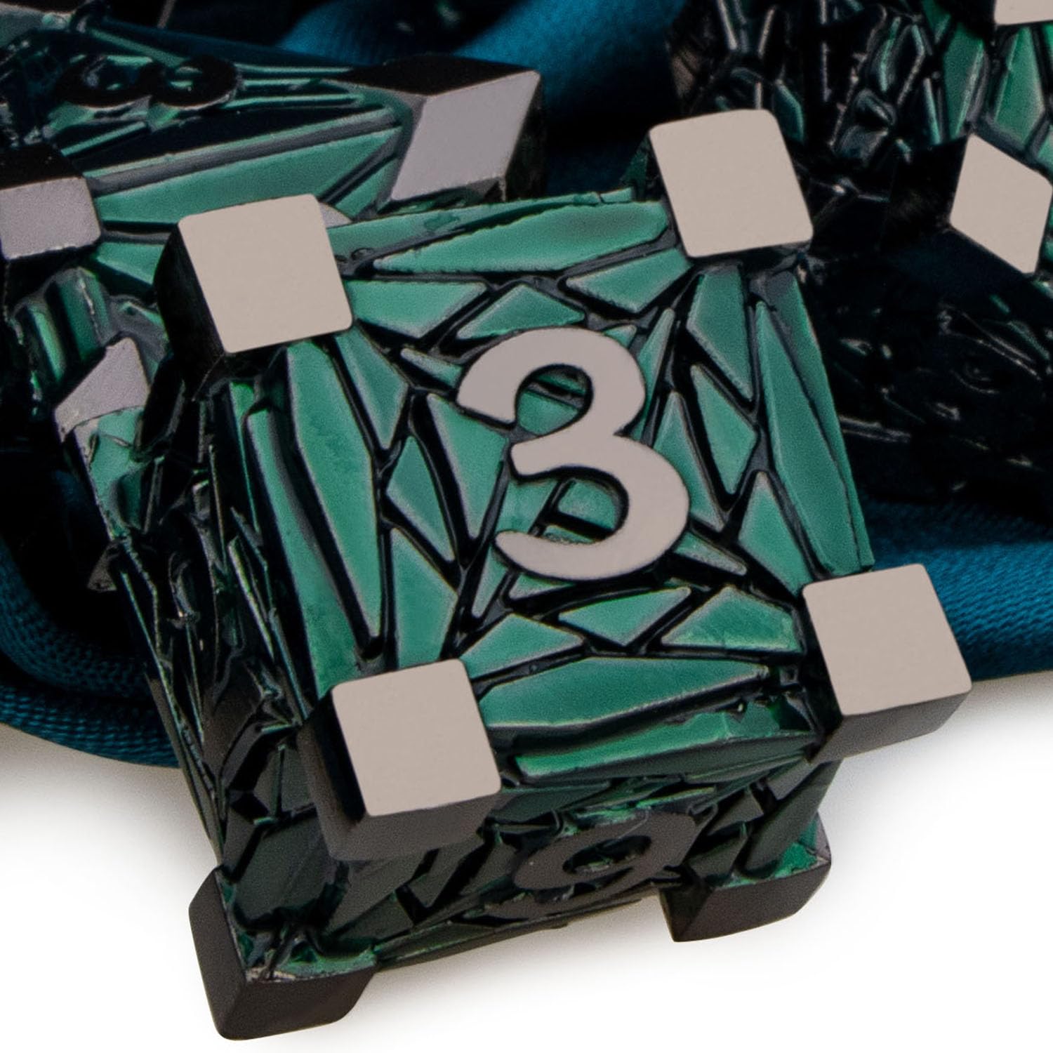 ARUOHHA DND Metal Dice Set Handmade Shards Dice with Gift Box, 7PCS Green Polyhedral Dice RPG Role Playing Game 6 Sided D and D Dice Set D20 D12 D10 D8 D6 D4