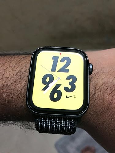 Apple Watch Nike+ Series 4 (GPS, 40mm) - Silver Aluminium Case