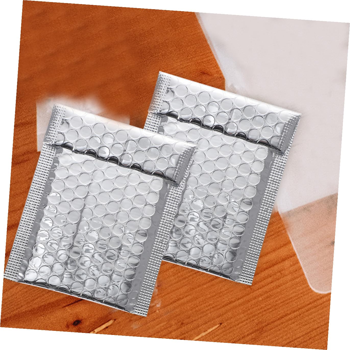 Sobres de Burbujas de Envío Plateados Cierre Autosellante, Protección Extra y Resistente para Joyería y Productos Electrónicos, Pack de 100 Unidades