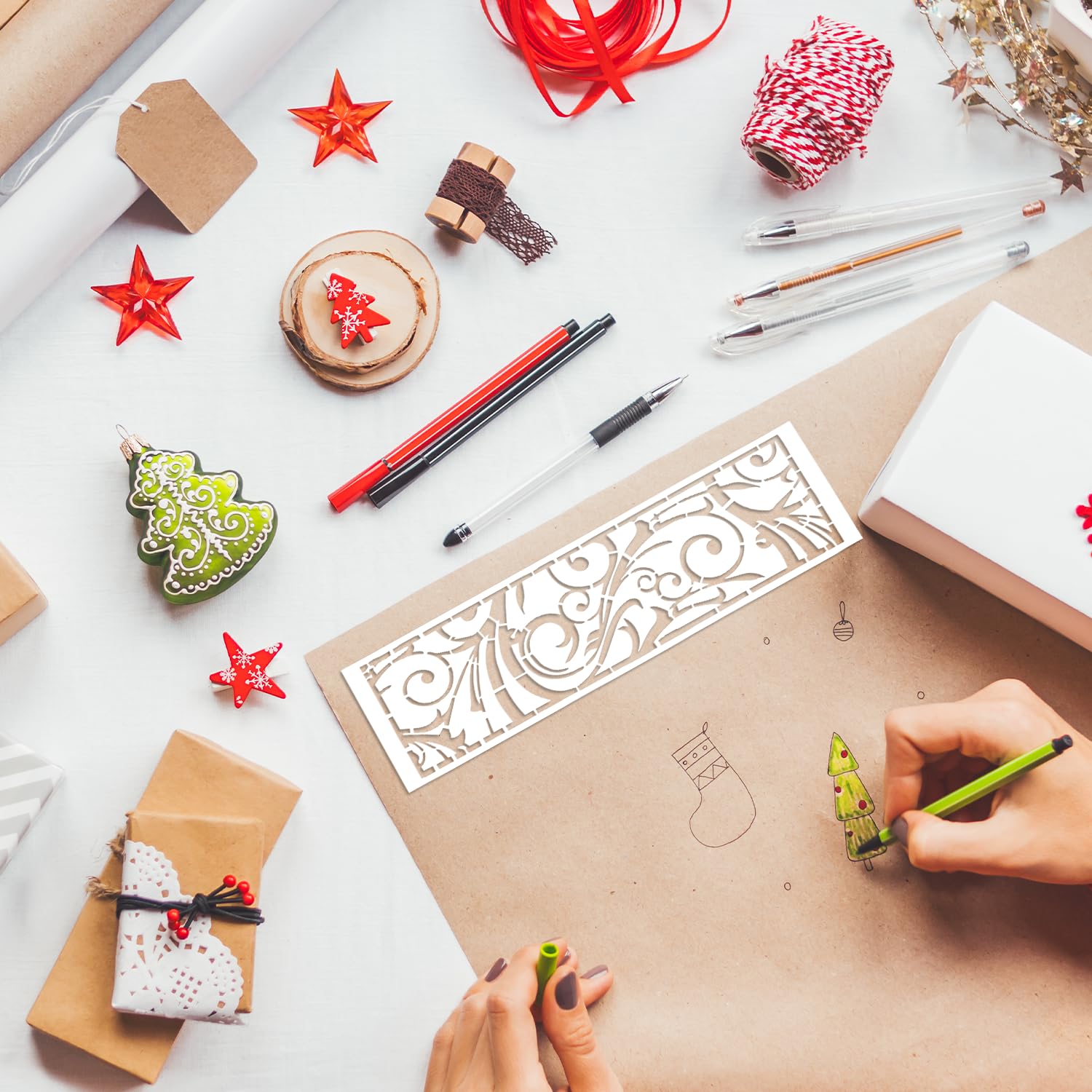 NAKLEO Pochoir De Bordure Pour Peinture Murale 45x95cm, Grand Format Modèle En Plastique, Réutilisable, Collerette Demi-Cercle Volants, DIY Bricolage Artisanat Décoration A Peindre, Tissu Mueble Bois