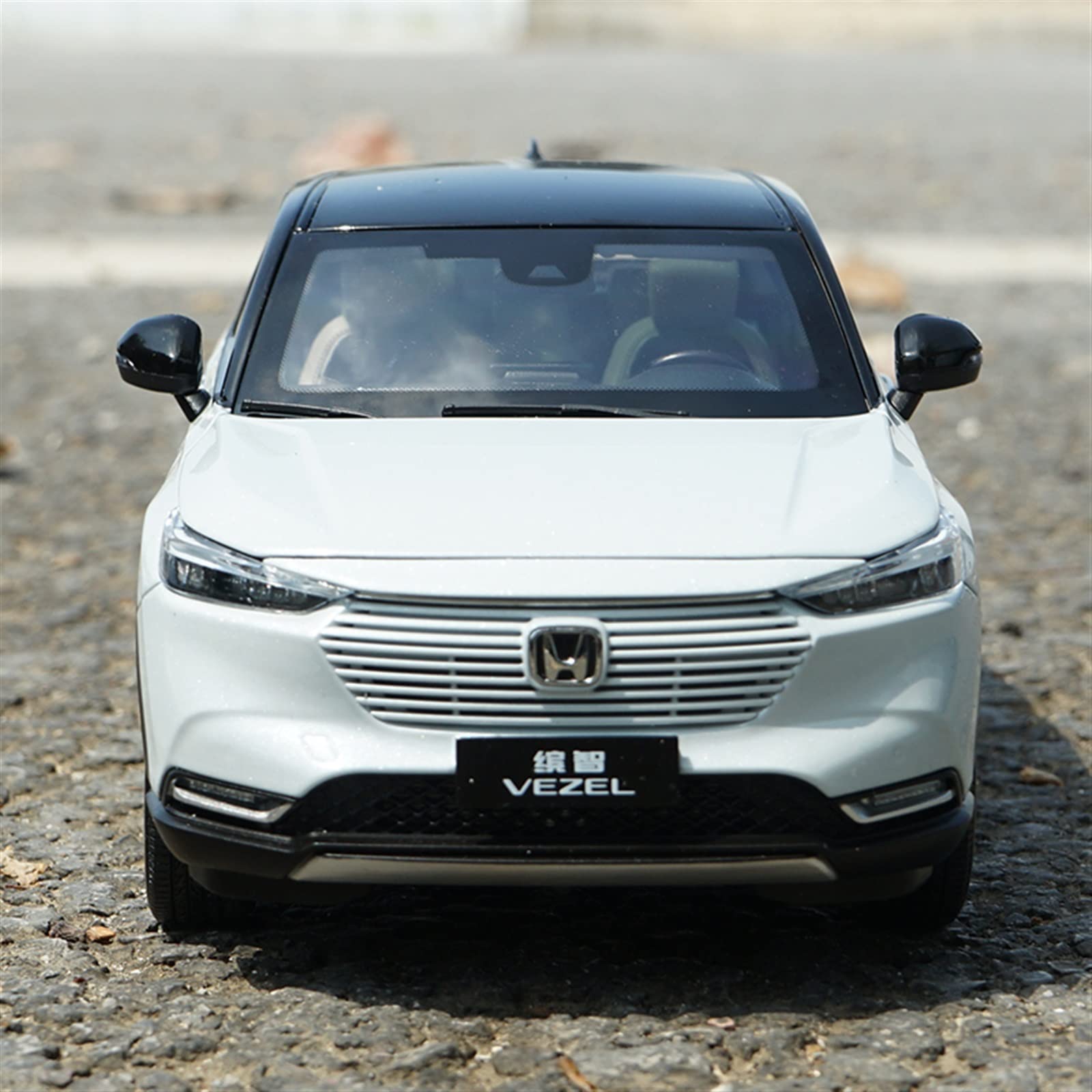 Amazon.co.jp: スケールモデルカー 1:18 ホンダ VEZEL SUV スケール