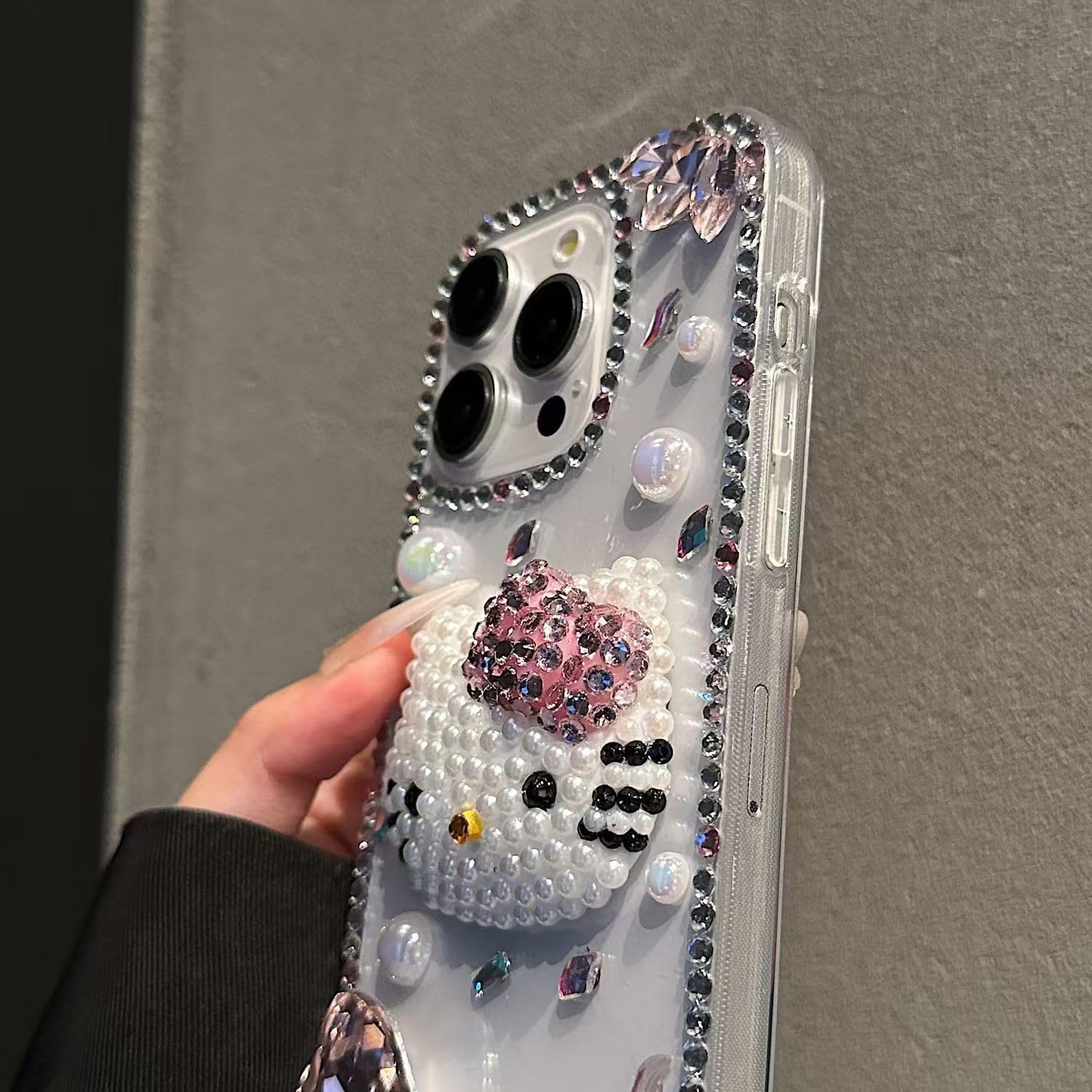 Amazon.co.jp: iPhone ケース - 16/15/14/13 対応、かわいい