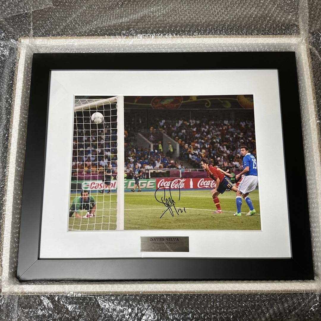 Amazon.co.jp: ダビドシルバ 直筆サインアート スペイン代表