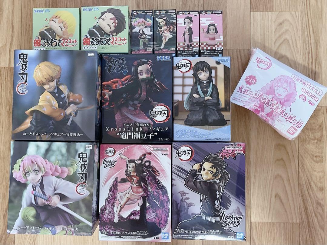 Amazon.co.jp: 鬼 滅 フィギュア12点セット おまけ 甘露寺蜜璃の被り物 