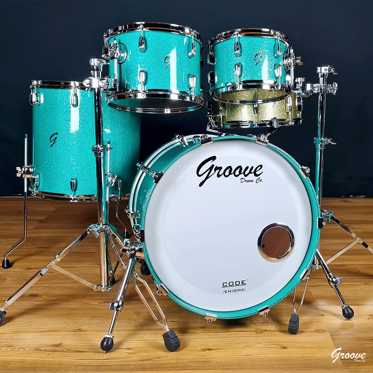 polyurethane and epoxy glitter