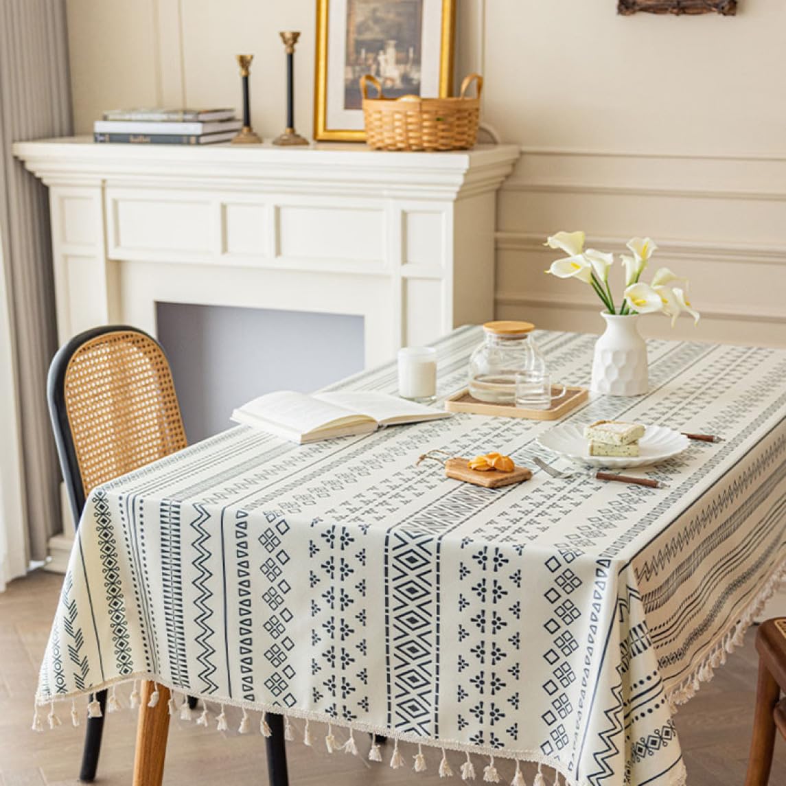 Amazon｜[VANDROUP] テーブルセンター 撥水 スタイル1 80