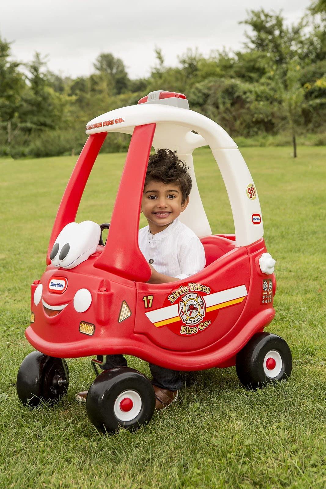 Little Tikes Cozy Coupe Fire Ride 'n Rescue, Correpasillos de empuje con claxon, botón de arranque, tapa de gasolina, 18+ meses