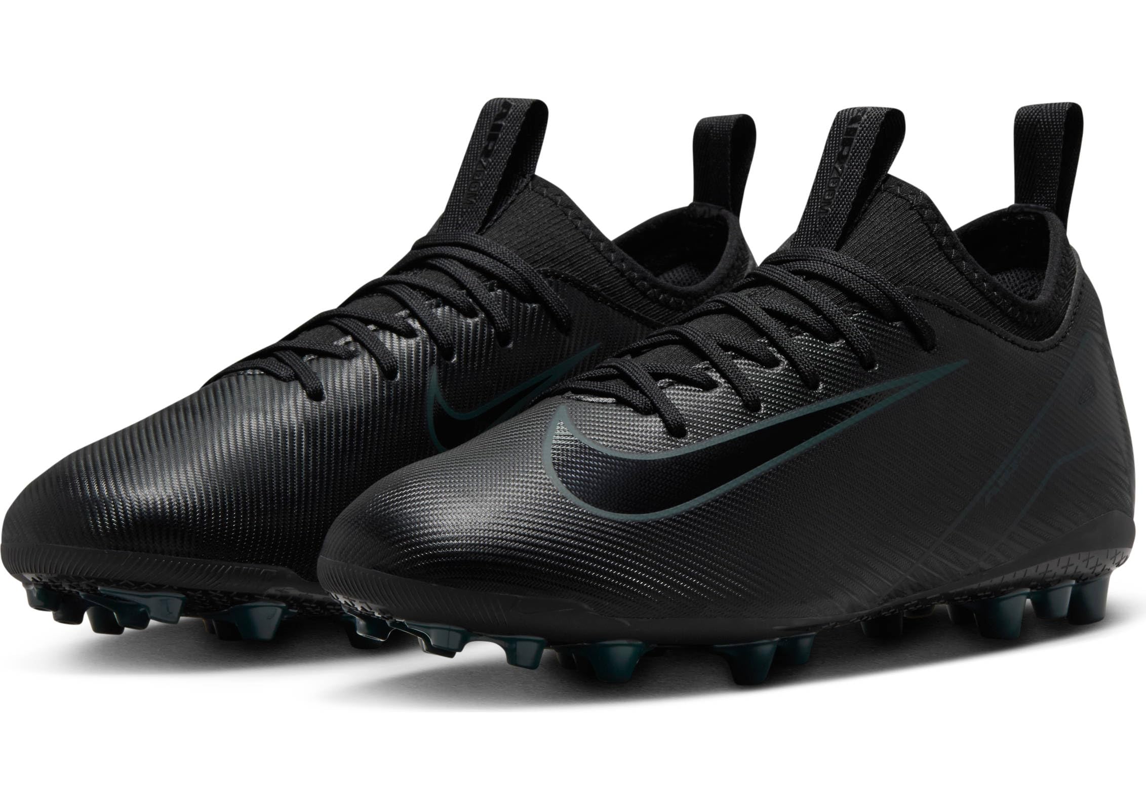 Nike Garçon Jr Zoom Vapor 16 Academy AG Soccer Shoe