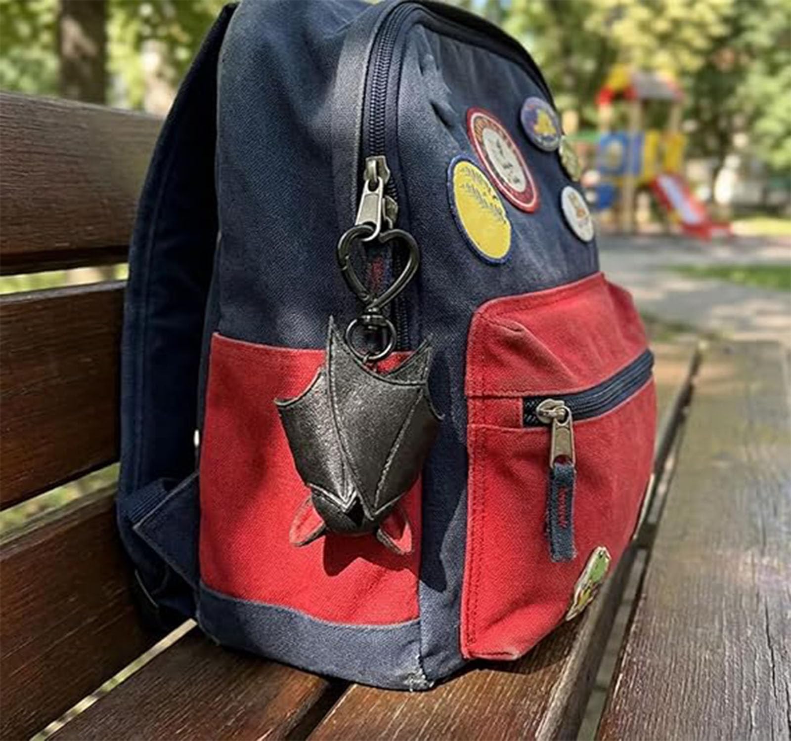 Generico Simpatico portachiavi pipistrello nero, portachiavi pipistrello in peluche trasformabile gotico 2-in-1, simpatico ciondolo per borsa per zaino, borsa