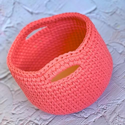 Miniatura 6 de Hilo de camiseta  0.197-0.276 in  Cinta de punto para ganchillo, tejido, macramé, manualidades  328.1 ft  110 yardas  Hilo de algodón Fettuccini