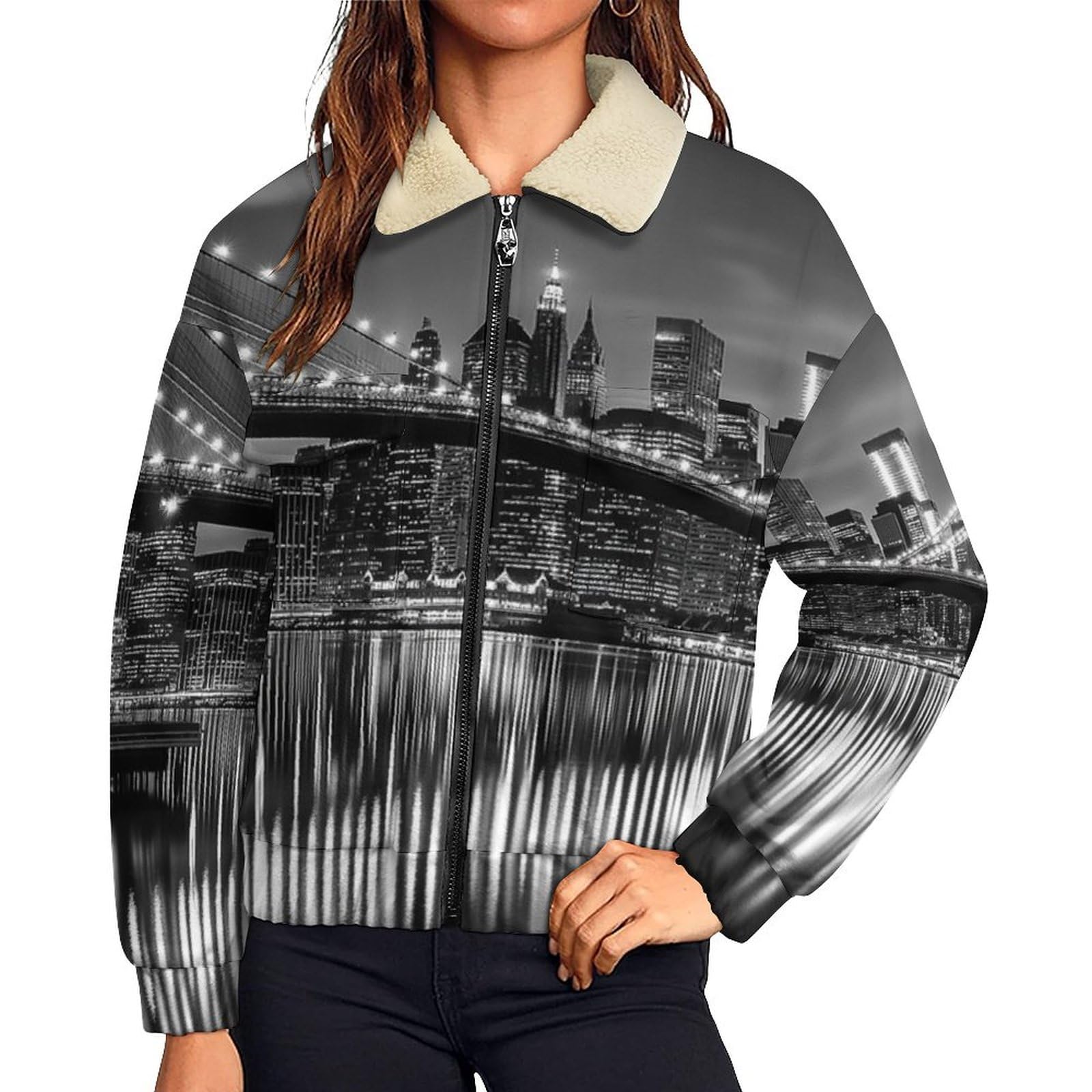 Chaqueta de peluche para mujer con acabados sherpa y diseño arquitectónico 8