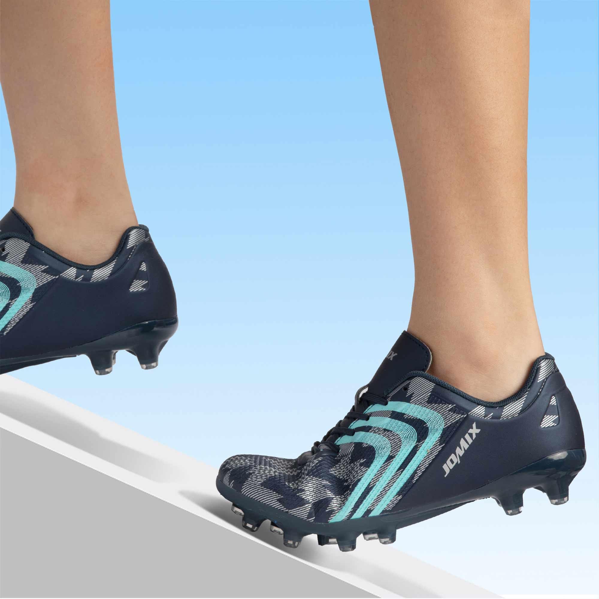 JOMIX Scarpe da Calcetto Calcio Uomo FG – Leggere, Antiscivolo e Resistenti con Tomaia Sintetica MOS250439