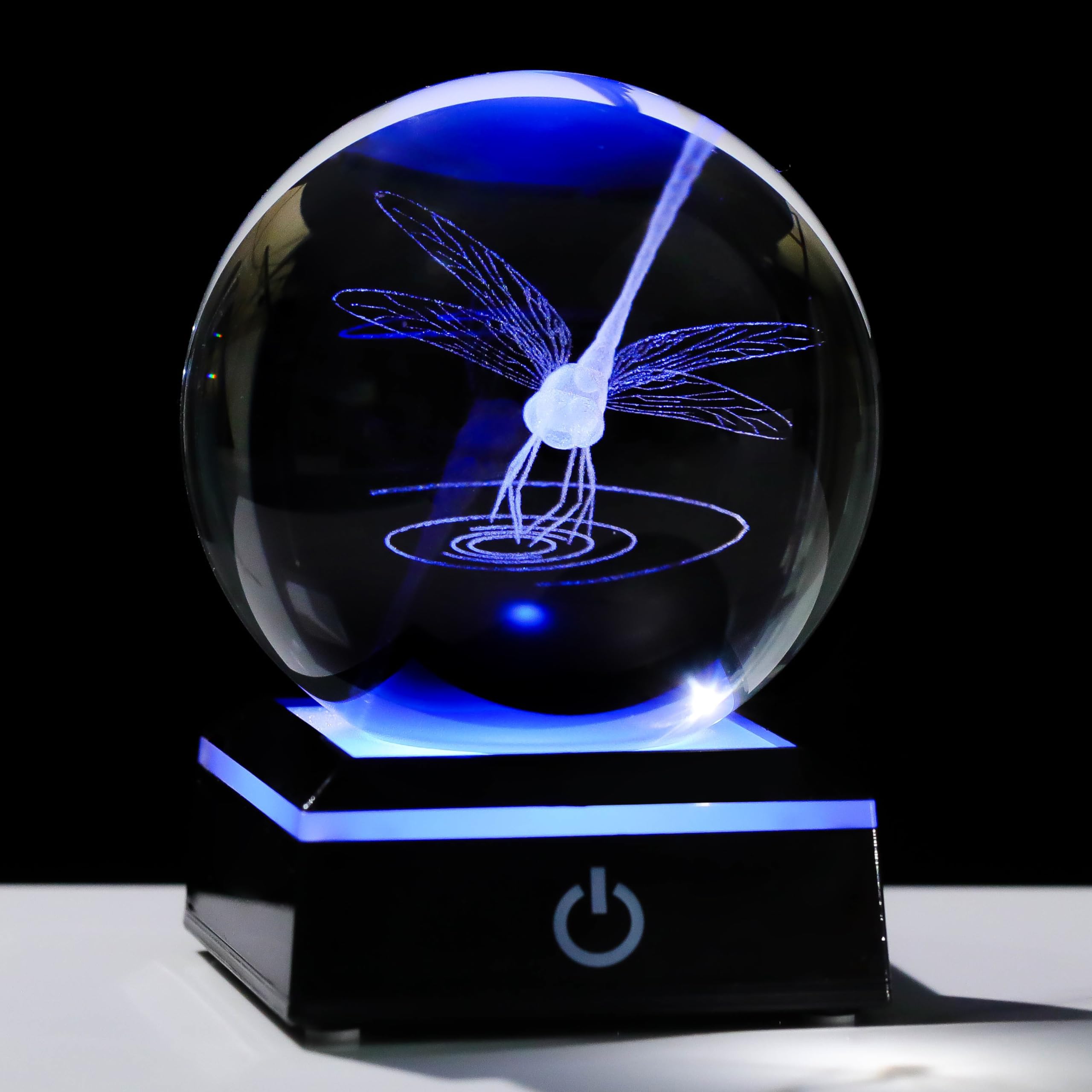 Qianwei Dragonfly Gifts for Women 3D Crystal Ball 3.14'' - Laser Dragonfly Decor Glass Animals Dragonfly Gifts Figurines Statue Stuff for Room Decorations Dragonfly Night Light
