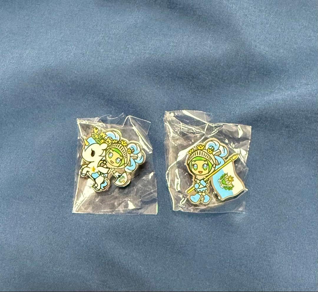 大阪万博 サンマリノ リベルタスちゃん ピンバッジ2個セット(国旗