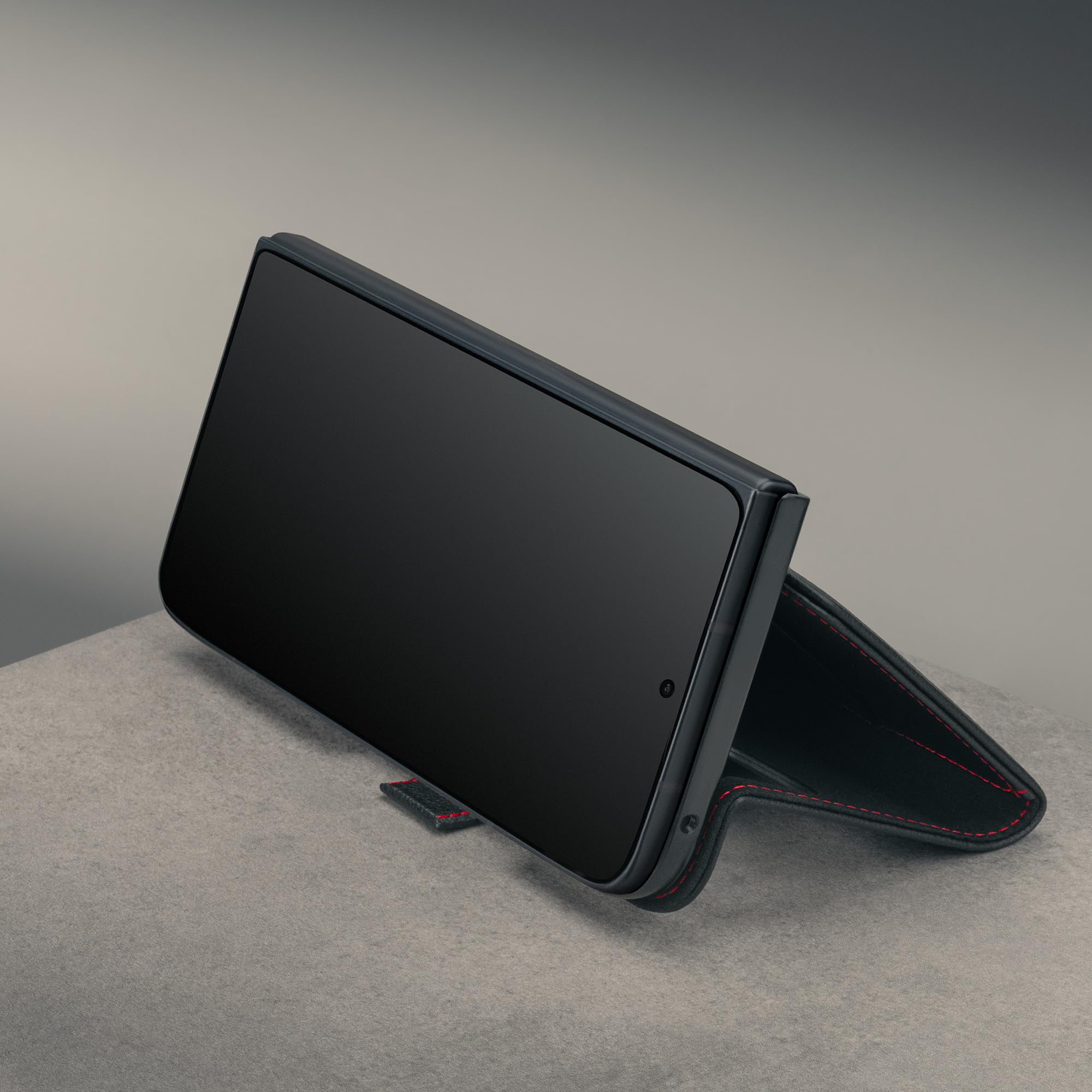 TORRO Custodia Compatibile con Google Pixel 11 Pro Fold 8" 2026 – Custodia a Portafoglio in Pelle Premium con Funzione Stand e Scomparti per Carte (Nero con Dettagli Rossi)