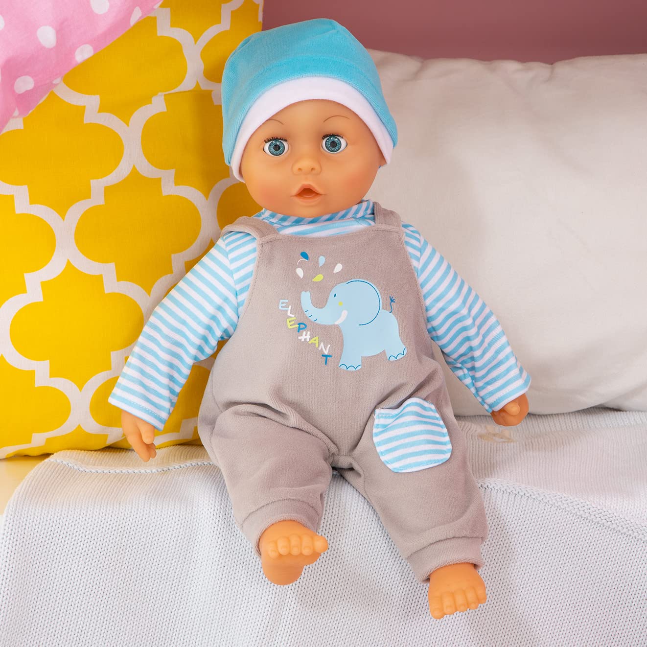 Vêtements Poupée 3 Pièces - Salopette, T-shirt Et Bonnet - Pour Poupons 33-38cm - Bayer Design