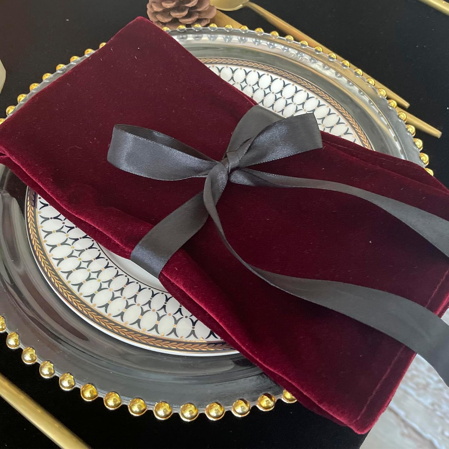 EHLDekol Velvet Napkins,20 x 20 Inches Soft Dinner Napkin