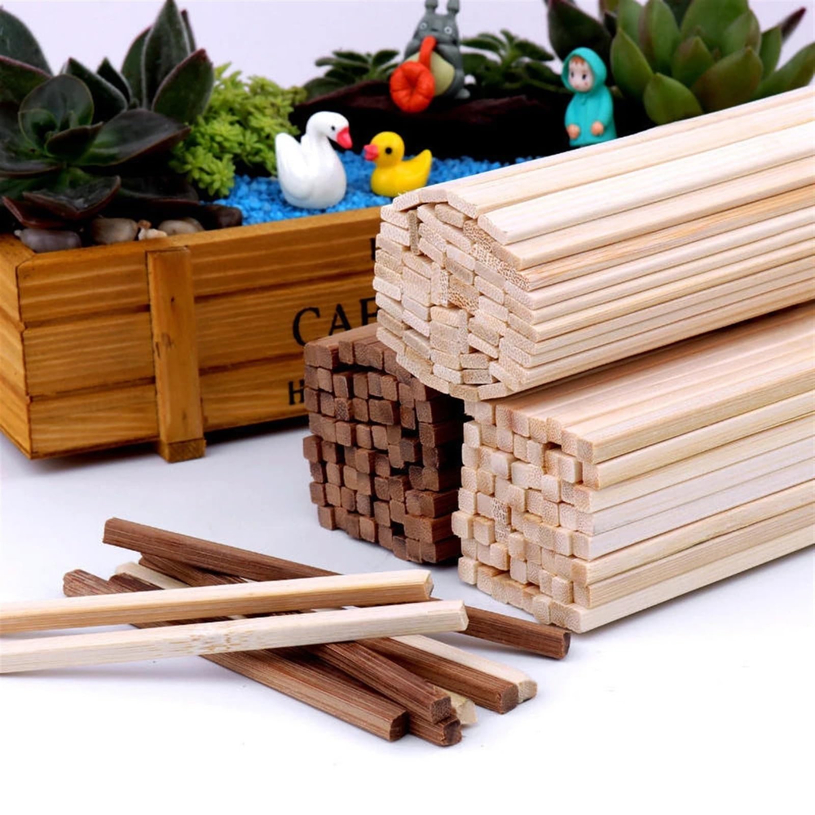 Bâtonnets en Bois Bâtons de bambou ronds et carrés naturels, 100 pièces, matériaux artisanaux de bricolage, Table de sable, modèle de construction, matériaux artisanaux créatifs(4mm round white)