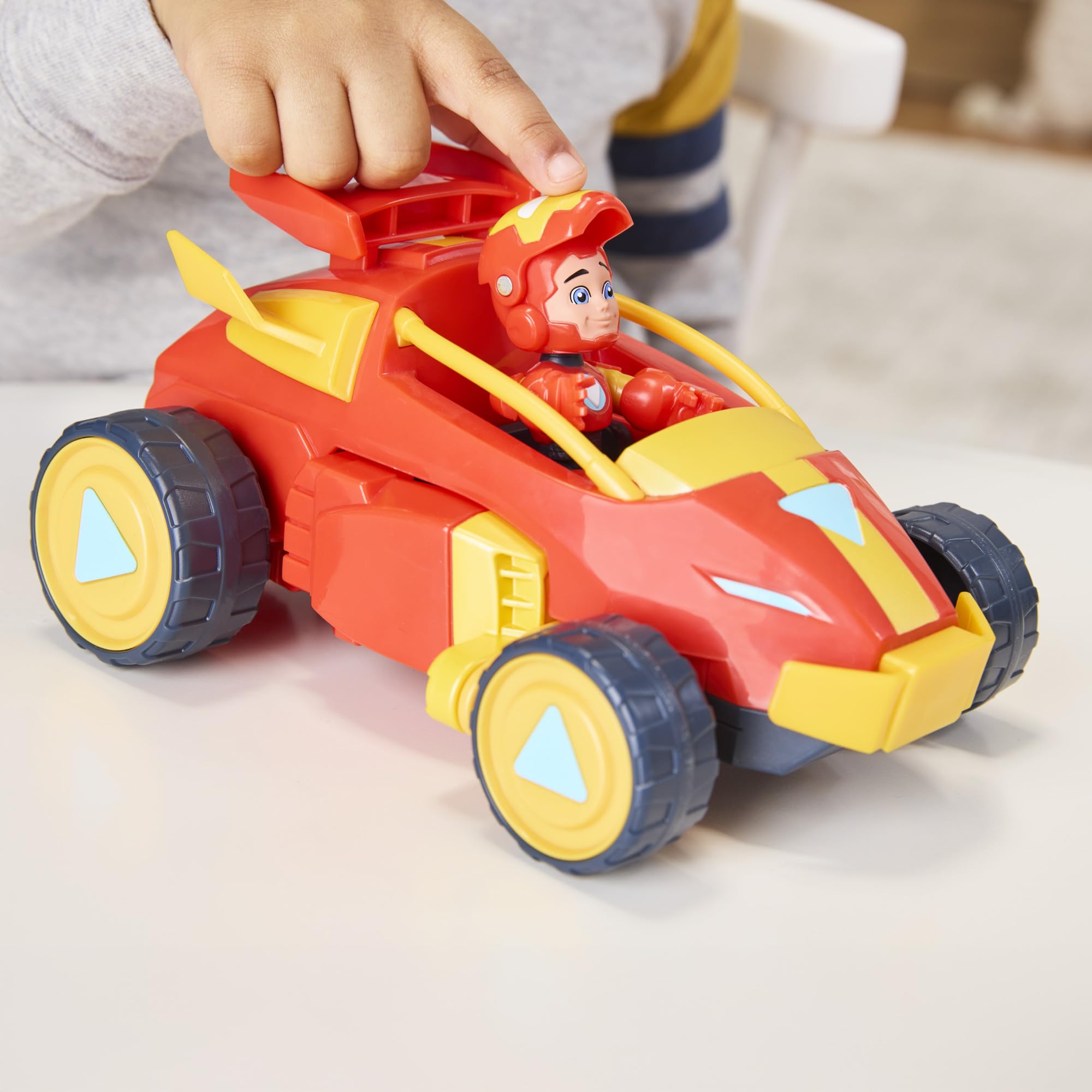 Hasbro Marvel, Iron Man e i Suoi Fantastici Amici, Armatura Mech e Veicolo 2 in 1, Set con Action Figure e Veicolo Giocattolo