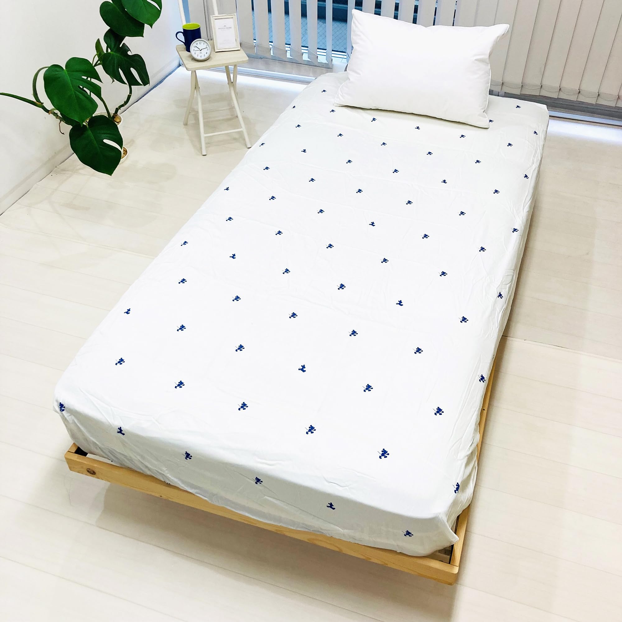Amazon｜MORIPiLO ボックスシーツ シングル ミッキーマウス 100x200cm