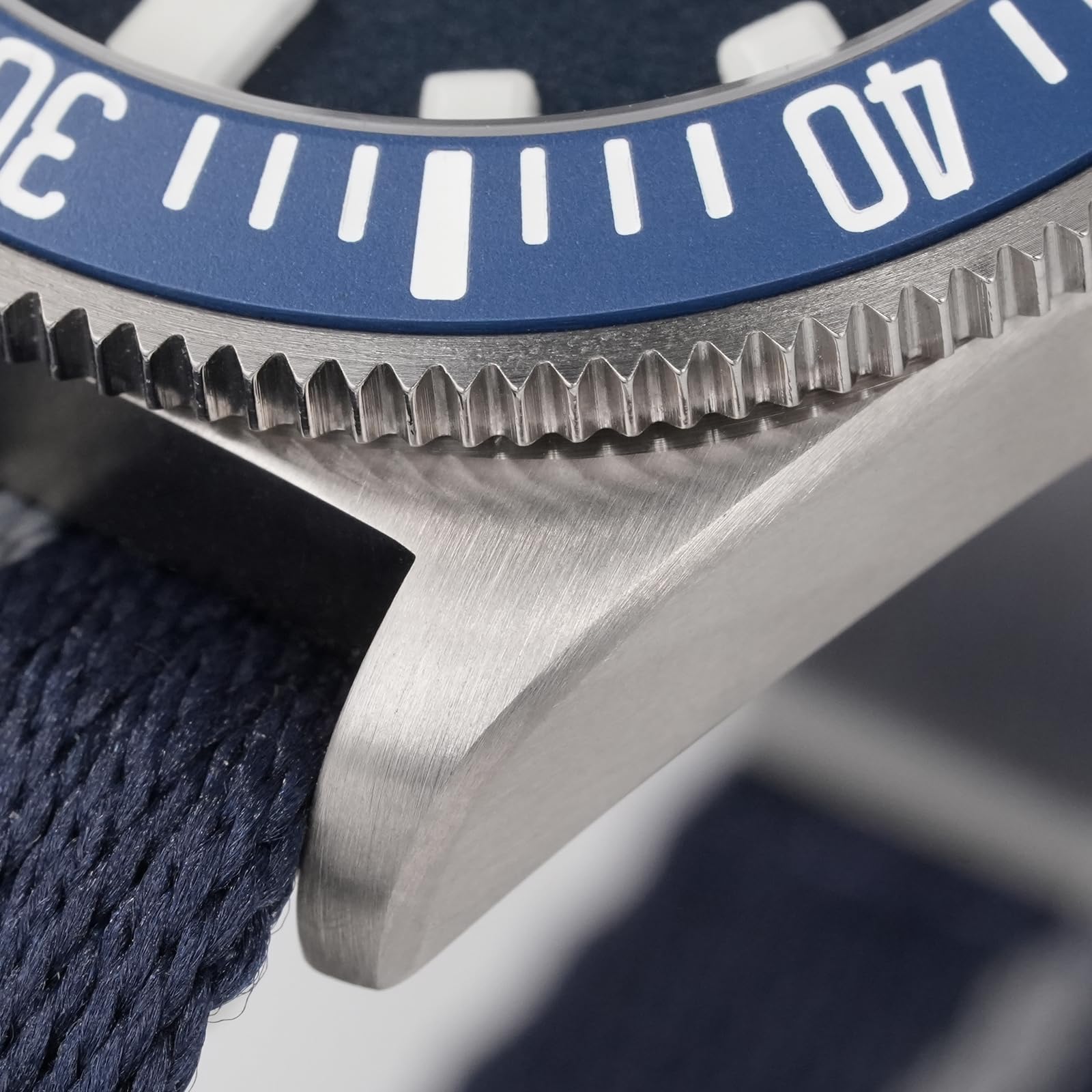 watchdives EXD VH31 Taucheruhr mit Zentralsekundenwerk, 38 mm, Titan-Armbanduhr mit Flachem Saphirglas, Luxusuhren, Armbanduhr für Herren, 200 m Wasserdicht