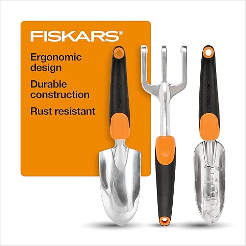 Fiskars 3-in-1 Garden Tool Set, Includes Trowel, Transplanter, and Cultivator