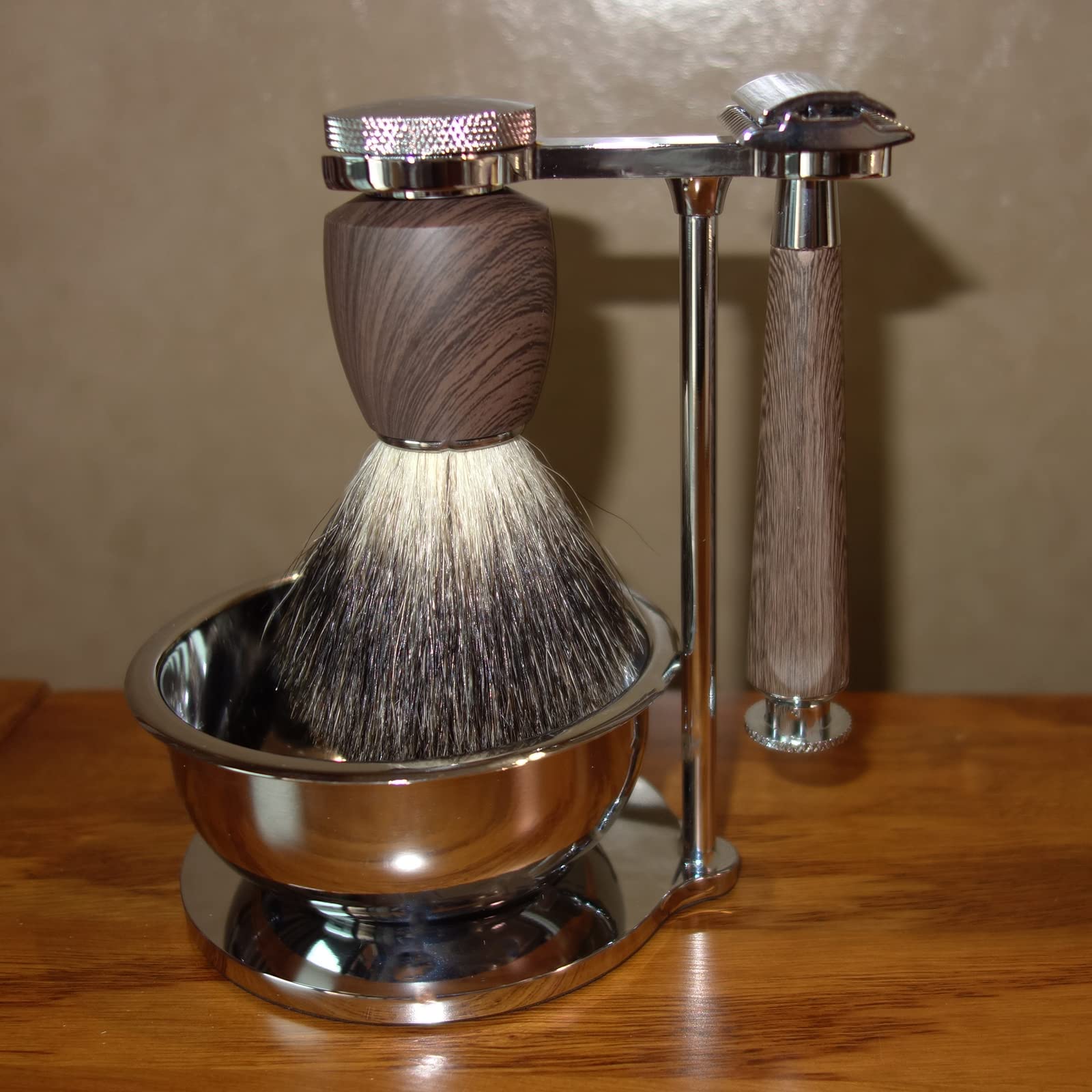 Set da barba professionale per uomo, include rasoio di sicurezza per barba bagnata, 10 lame, manico in palissandro con setole di tasso, spazzola da barba e supporto per ciotola, regalo unico