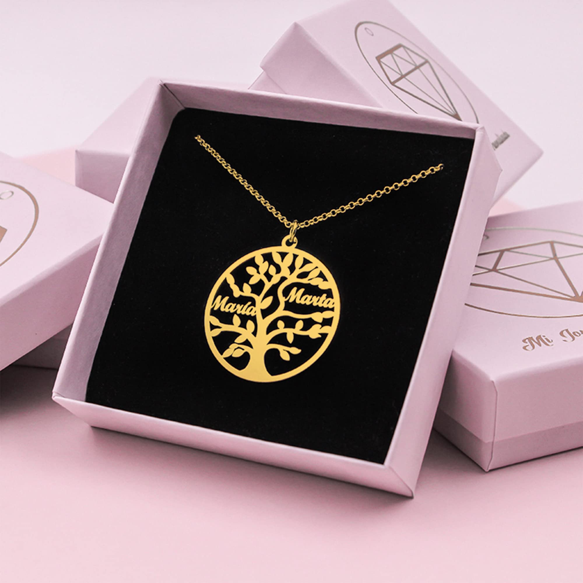 Collar Árbol de la Vida Personalizado Chapado en Oro 18K con Nombres Grabados - Hasta 9 Nombres - Regalo Emotivo para Madre o Abuela - Colgante Familiar Mujer - Mi Joya Personalizada (4 Nombres)