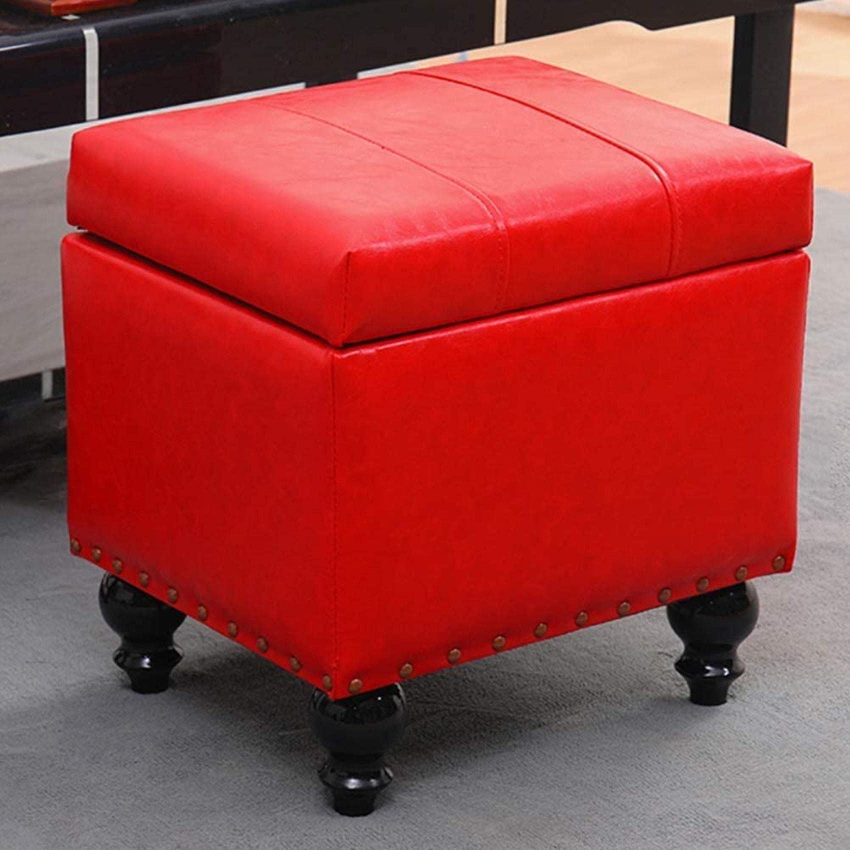 Pouf ottoman rangement rouge pour désencombrer le salon et reposer vos pieds