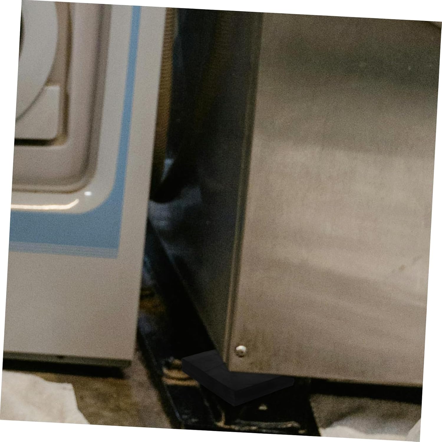 Zerodeko Versatile Rubber Isolation Pads for Noise and Control Heavy Duty Rubber Mat for Air Conditioners Washing Machines and Heavy Machinery