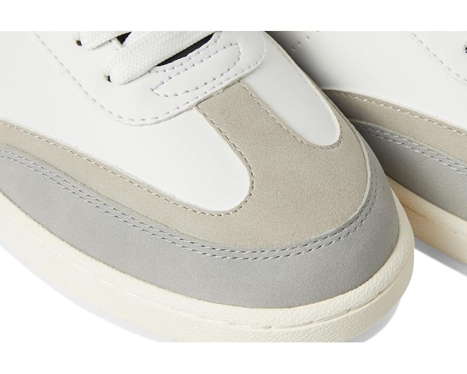 Kenneth Cole Elliot - Right View