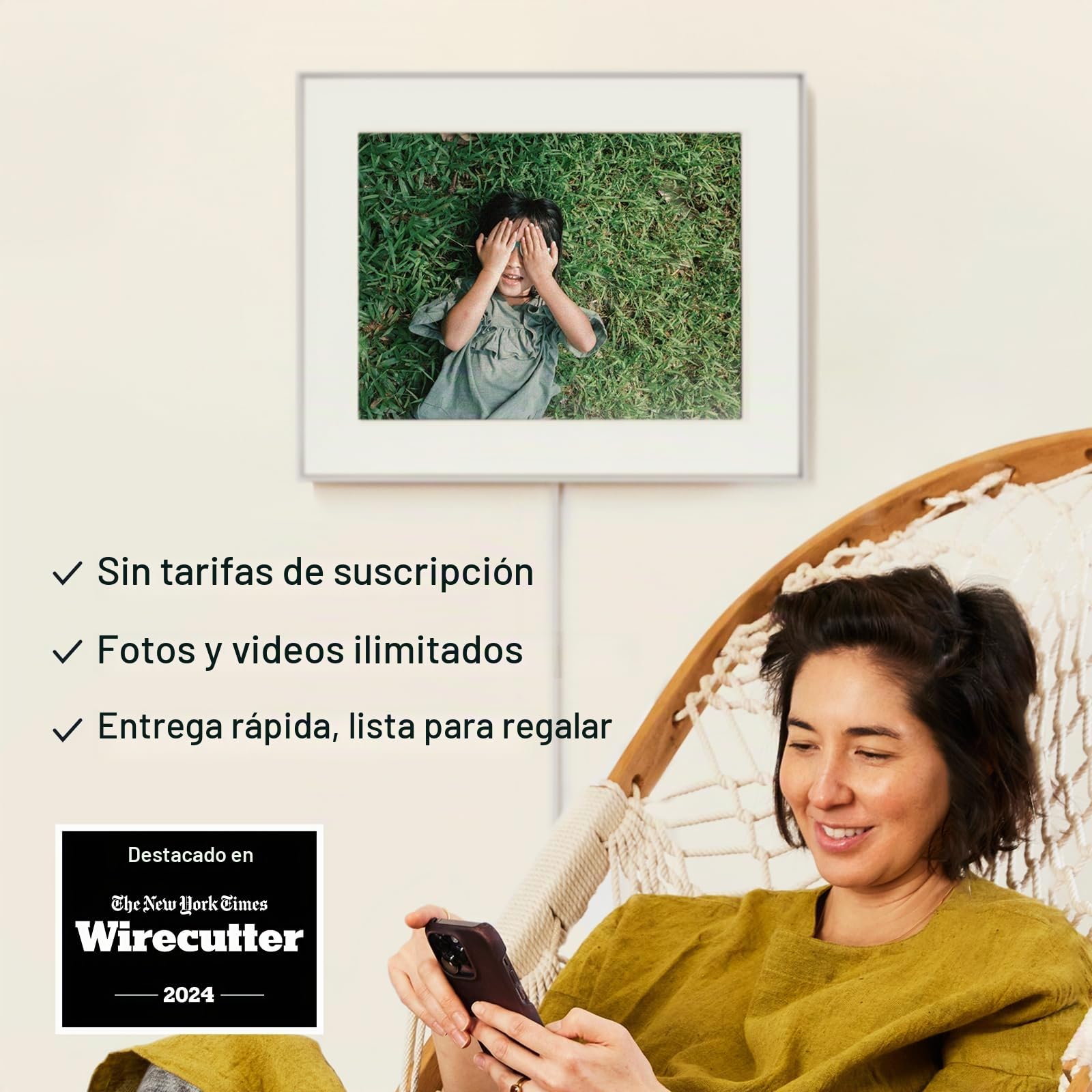 Aura Walden - Marco de Fotos Digital WiFi de 15 Pulgadas | El Mejor Marco Digital de Wirecutter para Regalar | Envía Fotos Desde tu teléfono | Configuración rápida y fácil en la aplicación Aura |