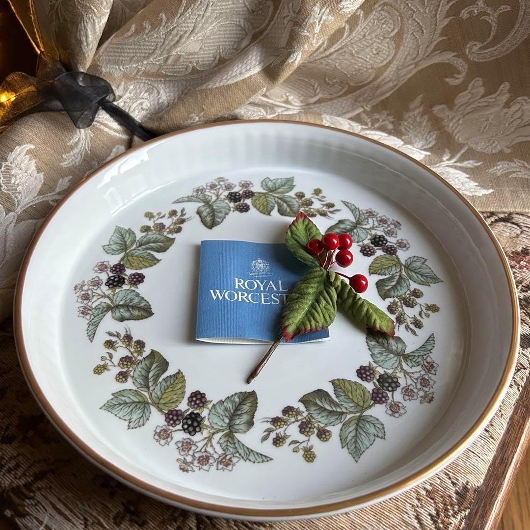 新品 英国製 WORCESTER【Lavinia】オーブン ディッシュ 英国製 ROYALWORCESTER Lavinia オーブン ディッシュ 英国製 Royal