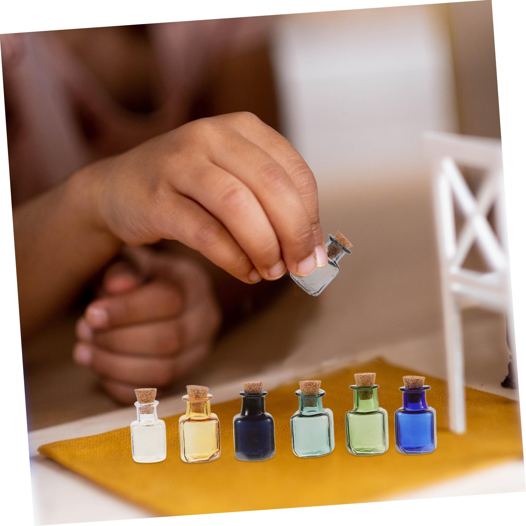 Amazon｜TOPPERFUN 7個ミニガラスボトル コルク蓋付き 小さな瓶 用