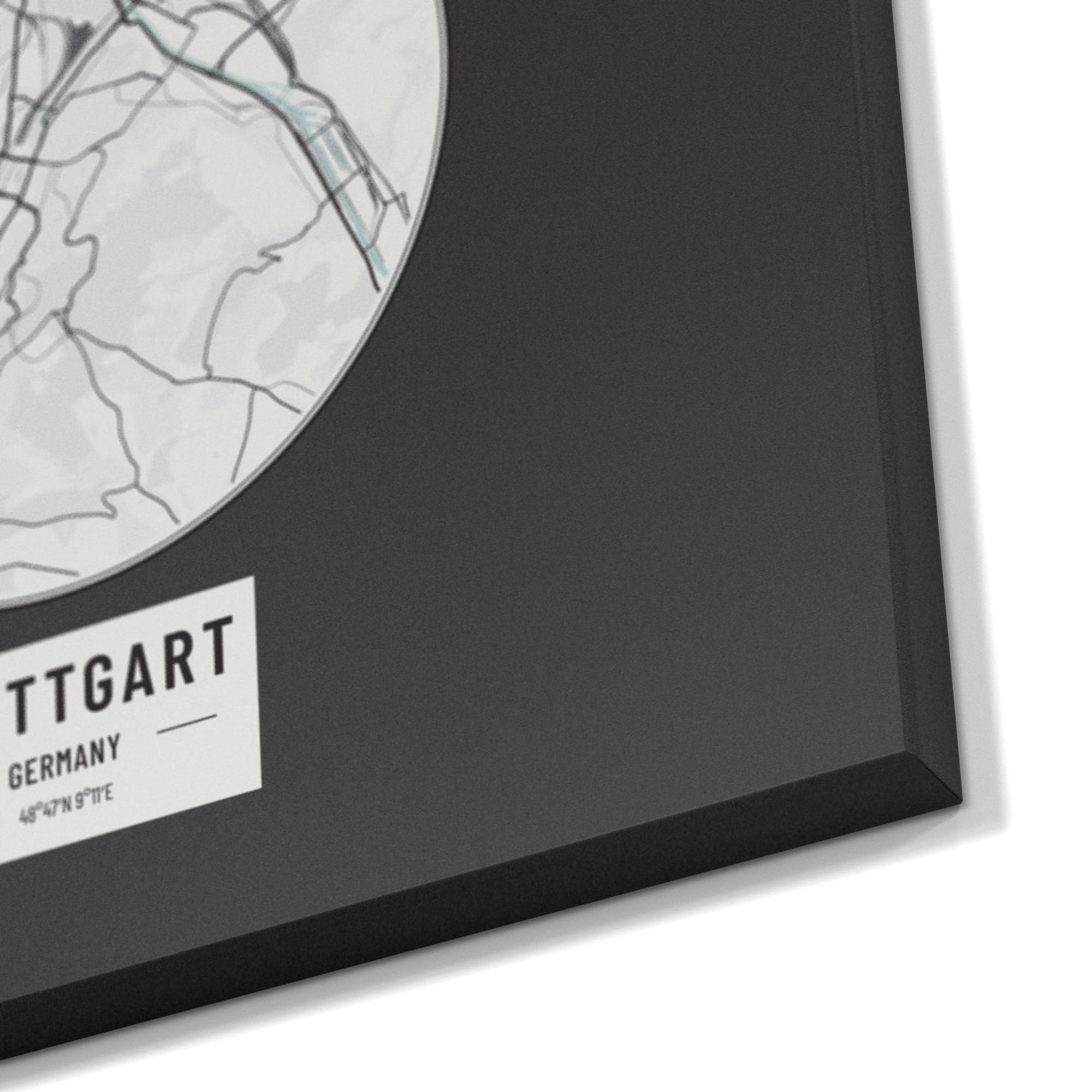 DEQORI Magnetyczna tablica do pisania kredą z nadrukiem UV | motyw "mapa miasta Stuttgart" | prostokątna tablica kredowa do pisania – dekoracja ścienna do kuchni, korytarza, pokoju dziecięcego i biura