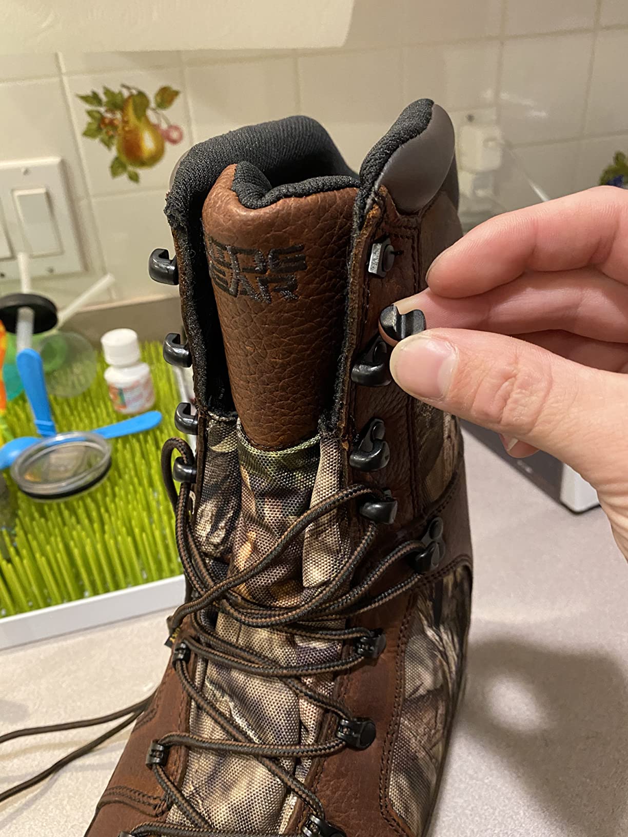 guide gear monolithic boots