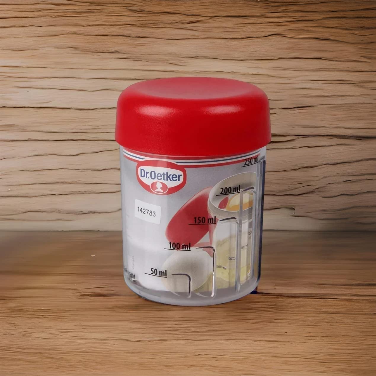 Dr. Oetker Measuring & Mixing Cup with Egg Separator