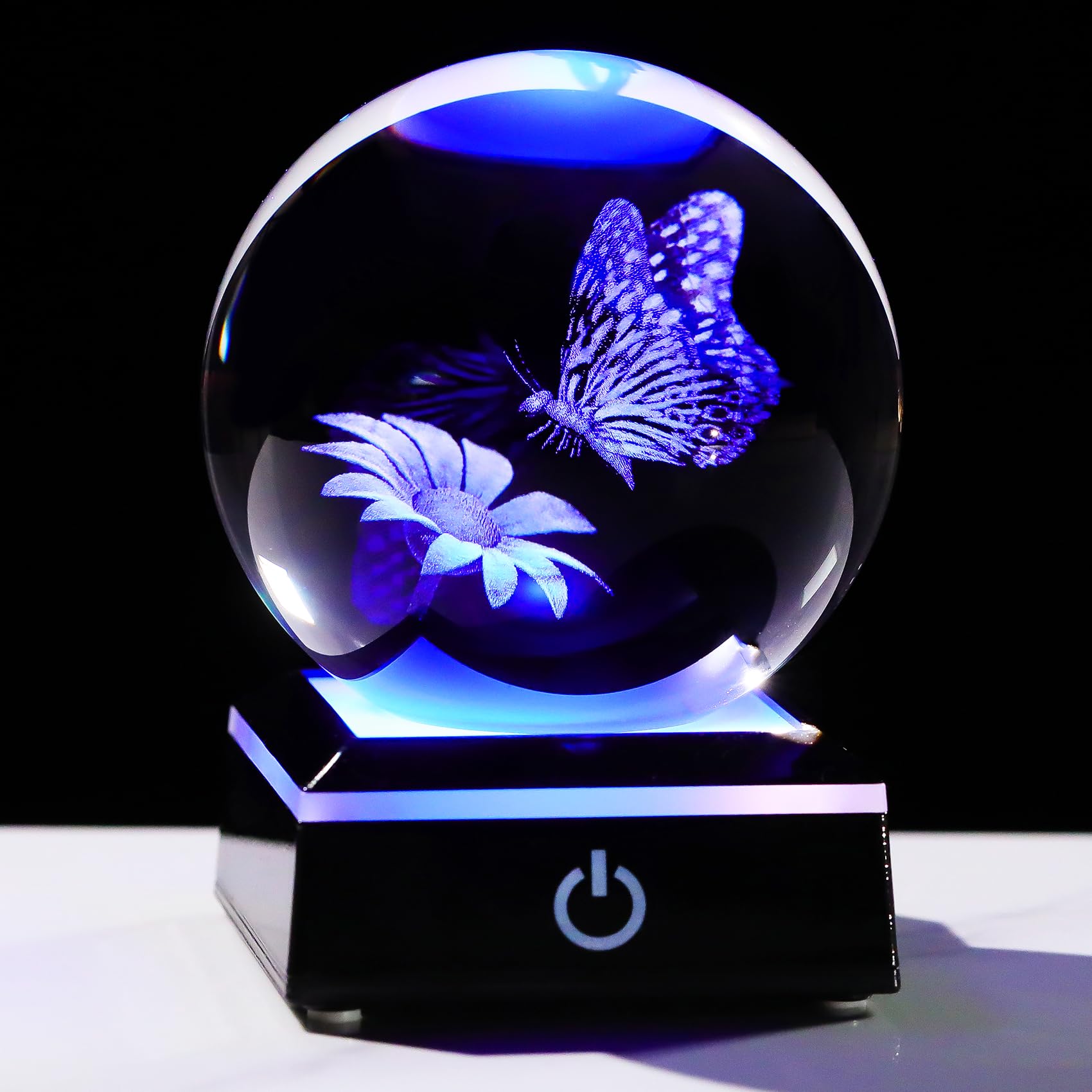 Arikyrist Figura de mariposa de cristal 3D con base LED, regalos de mariposa láser para mujeres y hombres, estatua de mariposa de cristal, luz nocturna para Navidad, cumpleaños, decoración del hogar