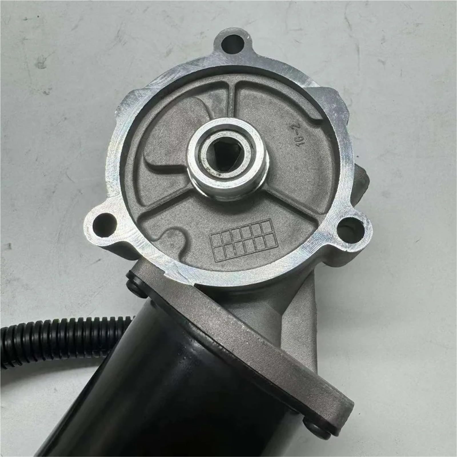 Zespół silnika zmiany biegów Tussenbak 1L5Z 7G360-CA Past Voor Fit For Ford Fit For Explorer Fit For Ranger Fit For Mazda Silnik zmiany biegów skrzyni rozdzielczej