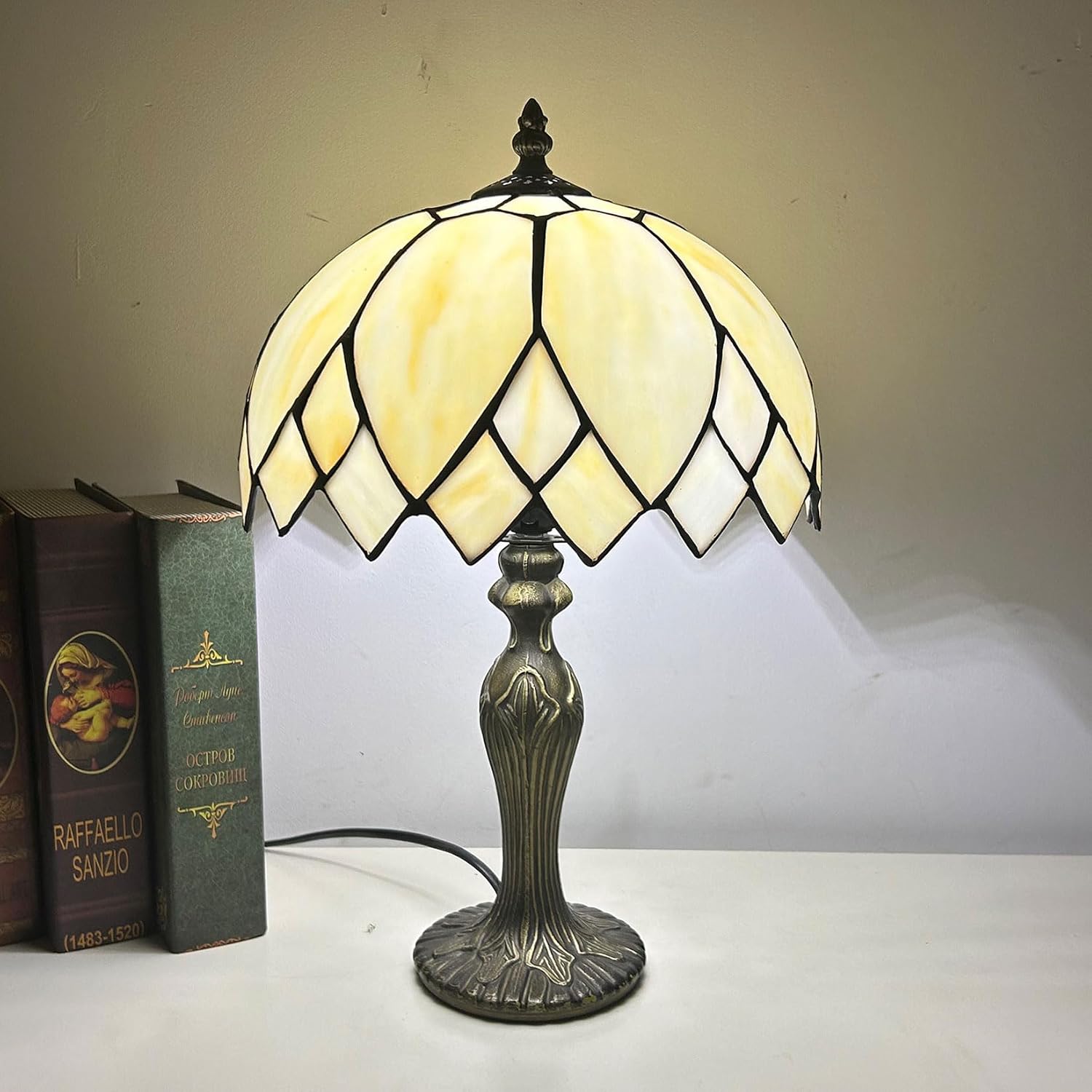 10-Inch Tiffany Style Stained Glass Lampshades Replacement, Only Lamp Shade, Antique Traditional Art Light Cover for Table Lamp Pendant Light Ceiling Lamp,Lotus